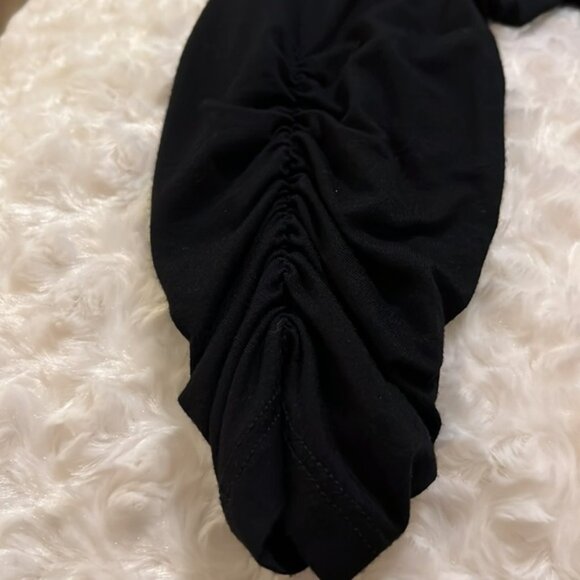 KAREN KANE SHORT BLACK SWEATER - SIZE XL - EXCELLENT CONDITION - Picture 3 of 4